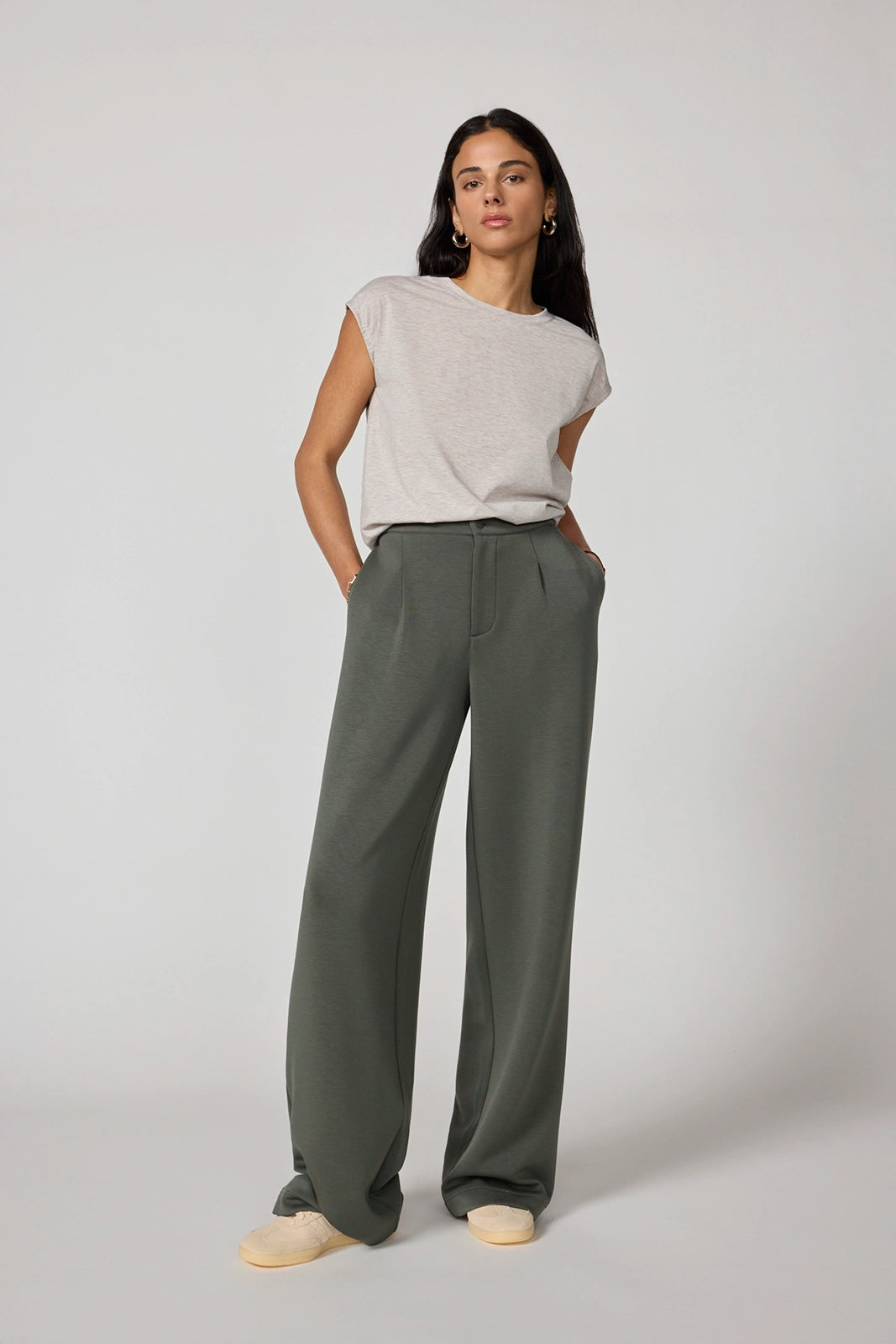 Performance Knit Sleeveless Tee - Htr Oatmeal