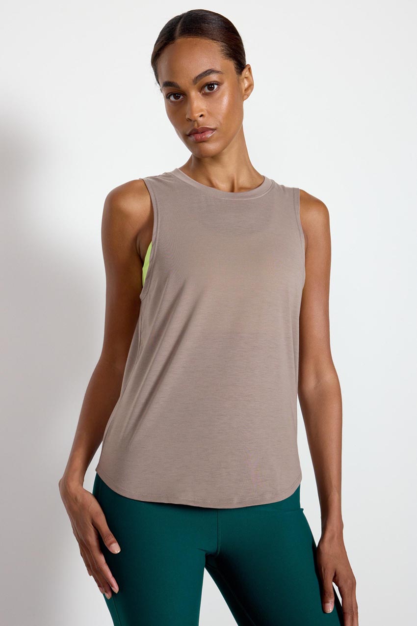 Dynamic Recycled Sleeveless Top – Sale