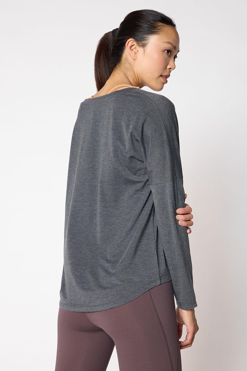 Dynamic V-Neck Relaxed Long Sleeve Shirt