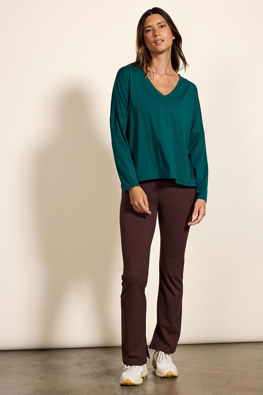Dynamic V-Neck Relaxed Long Sleeve Shirt