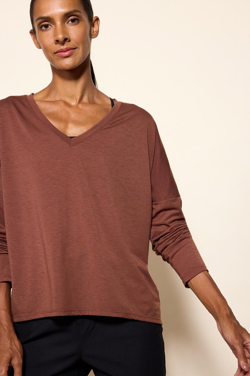 Dynamic V-Neck Relaxed Long Sleeve Shirt