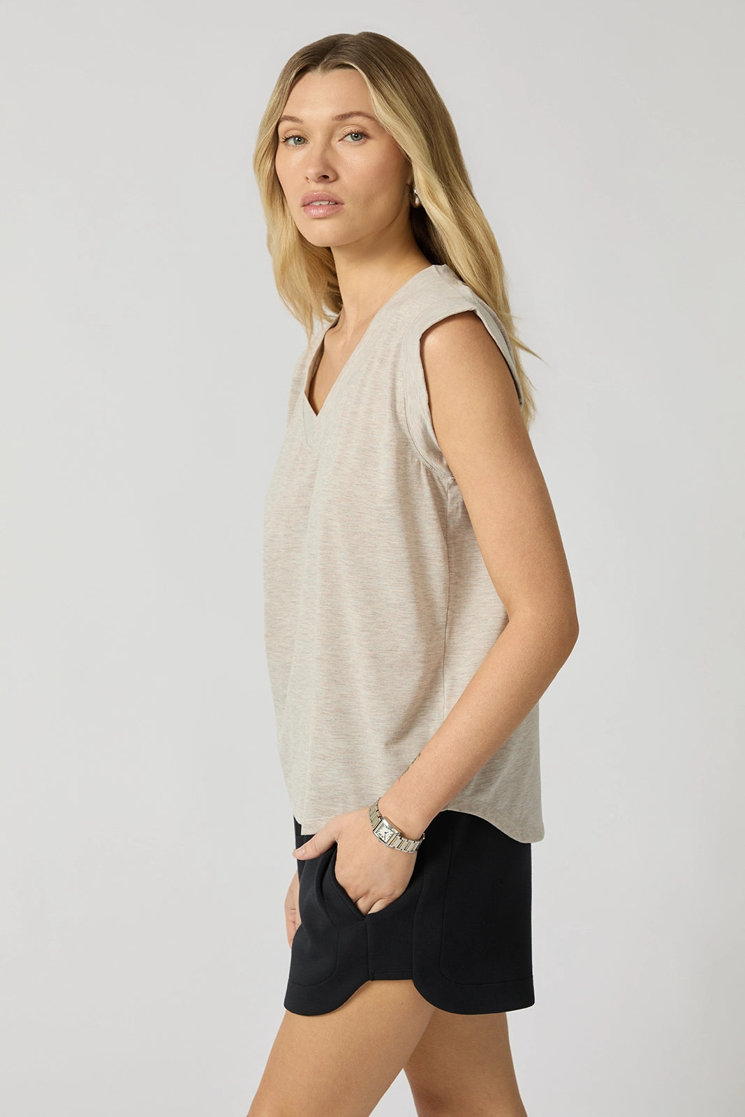 Performance Knit V-Neck Tee - Htr Oatmeal
