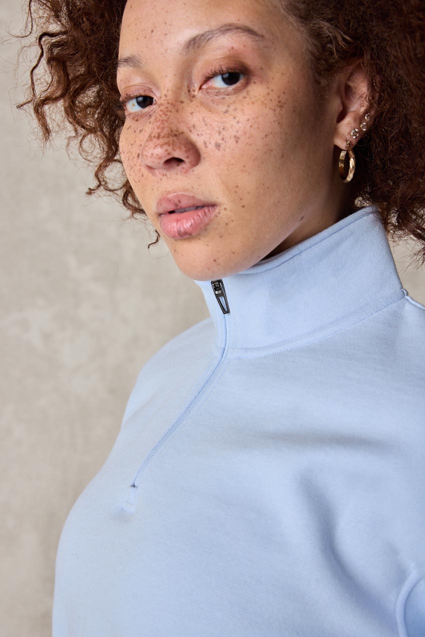 The Comfort Women’s 1/4 Zip Cropped Sweatshirt