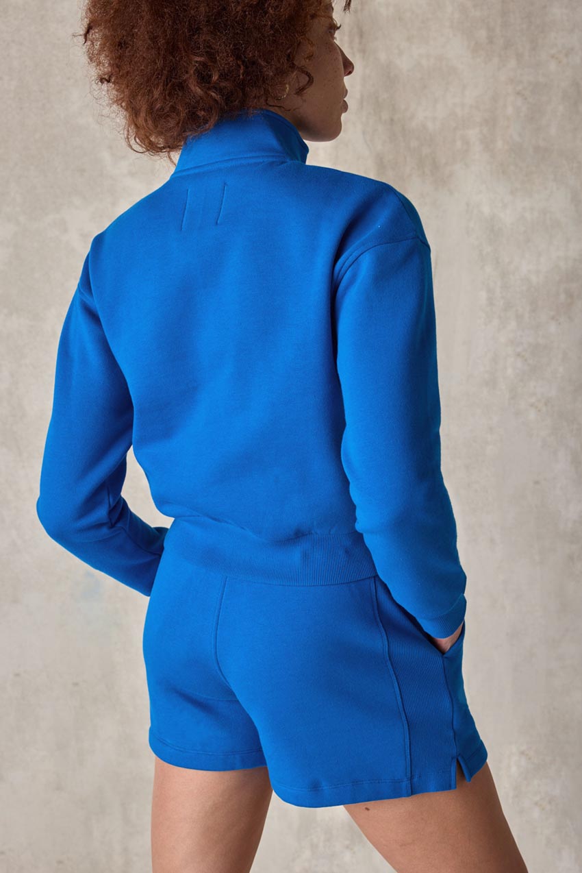 The Comfort Women’s 1/4 Zip Cropped Sweatshirt