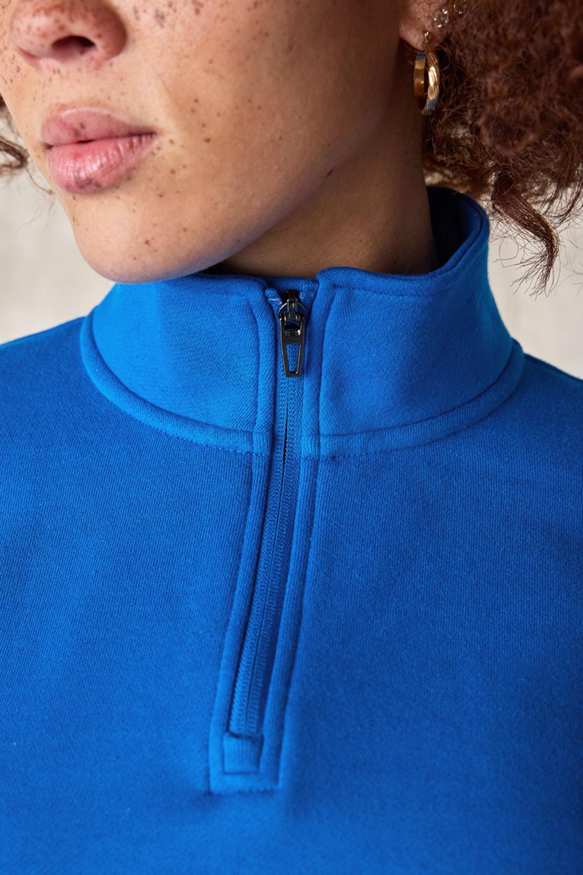 The Comfort Women’s 1/4 Zip Cropped Sweatshirt