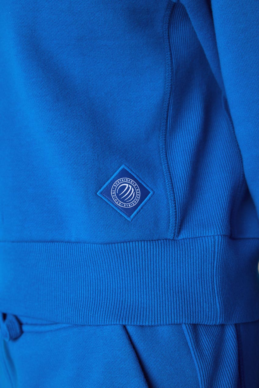 The Comfort Women’s 1/4 Zip Cropped Sweatshirt