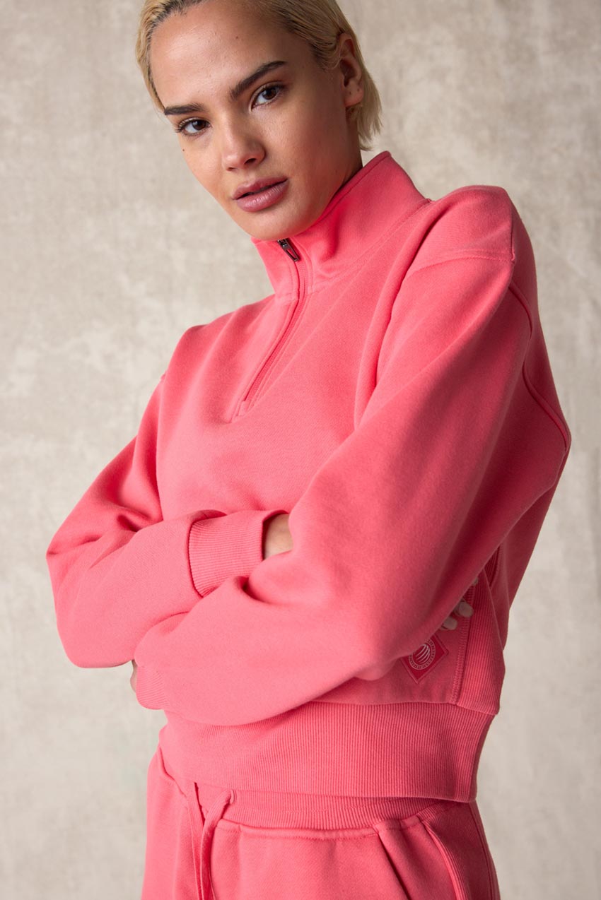 The Comfort Women’s 1/4 Zip Cropped Sweatshirt