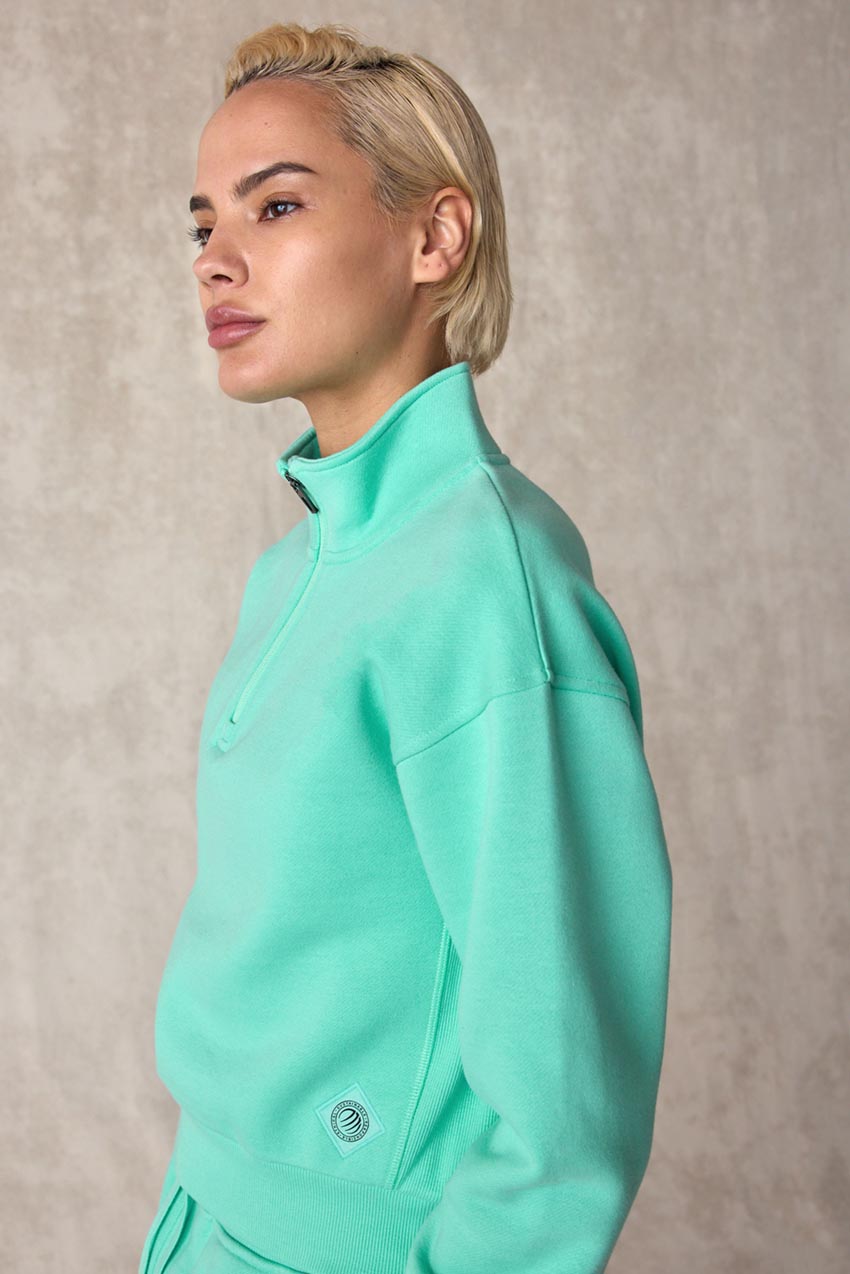 The Comfort Women’s 1/4 Zip Cropped Sweatshirt