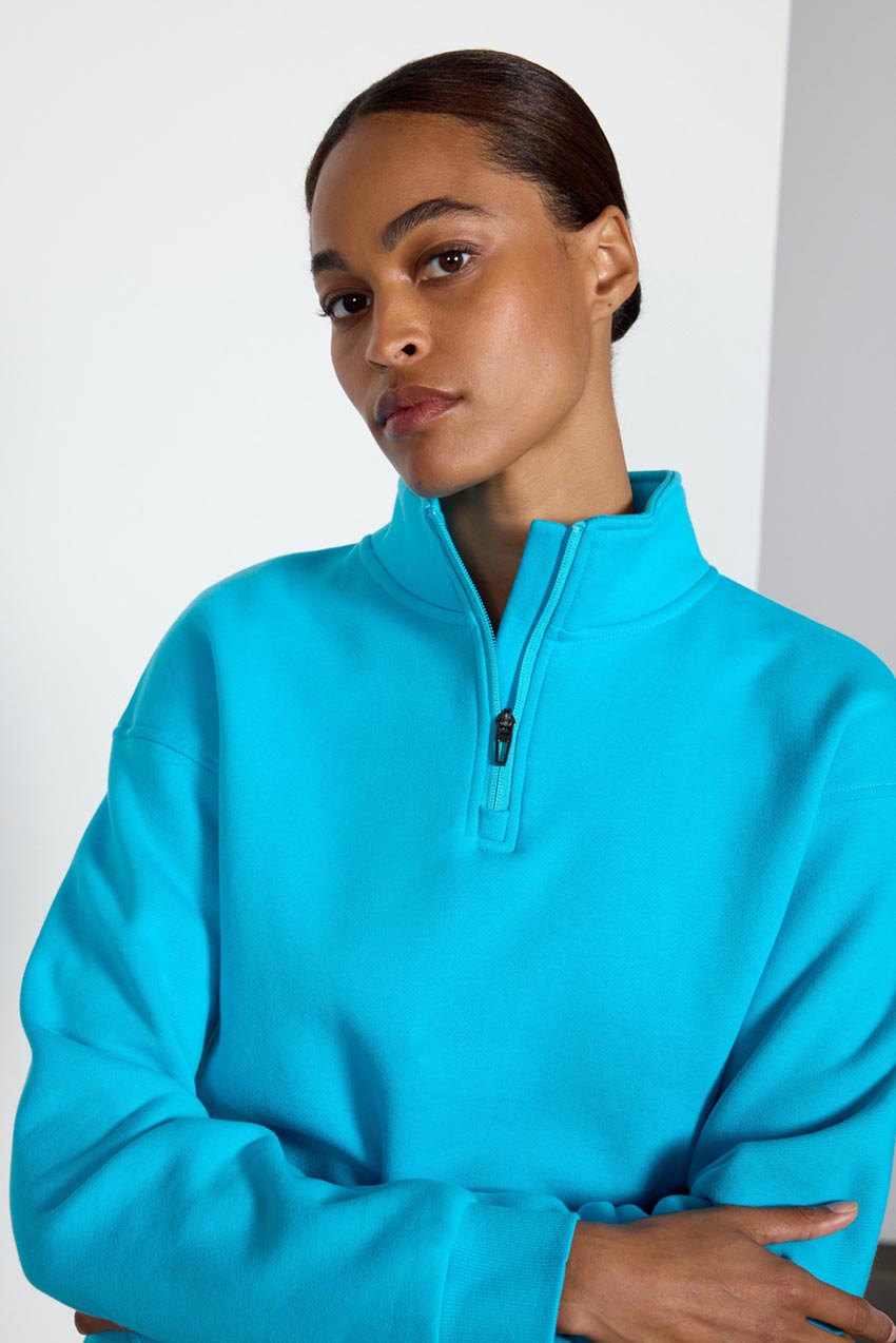 The Comfort Women’s 1/4 Zip Cropped Sweatshirt
