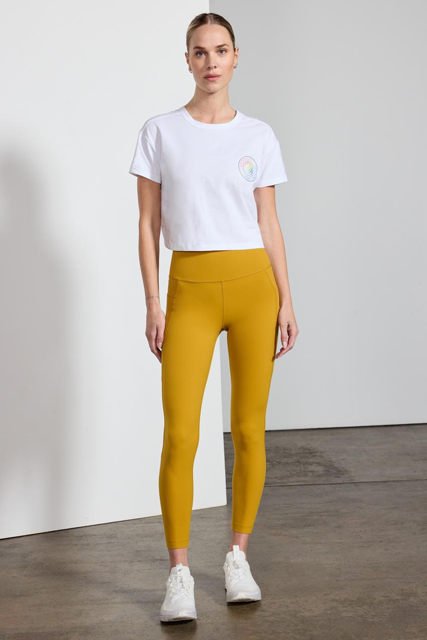 Calm Cropped Cut-Out Short Sleeve T-Shirt