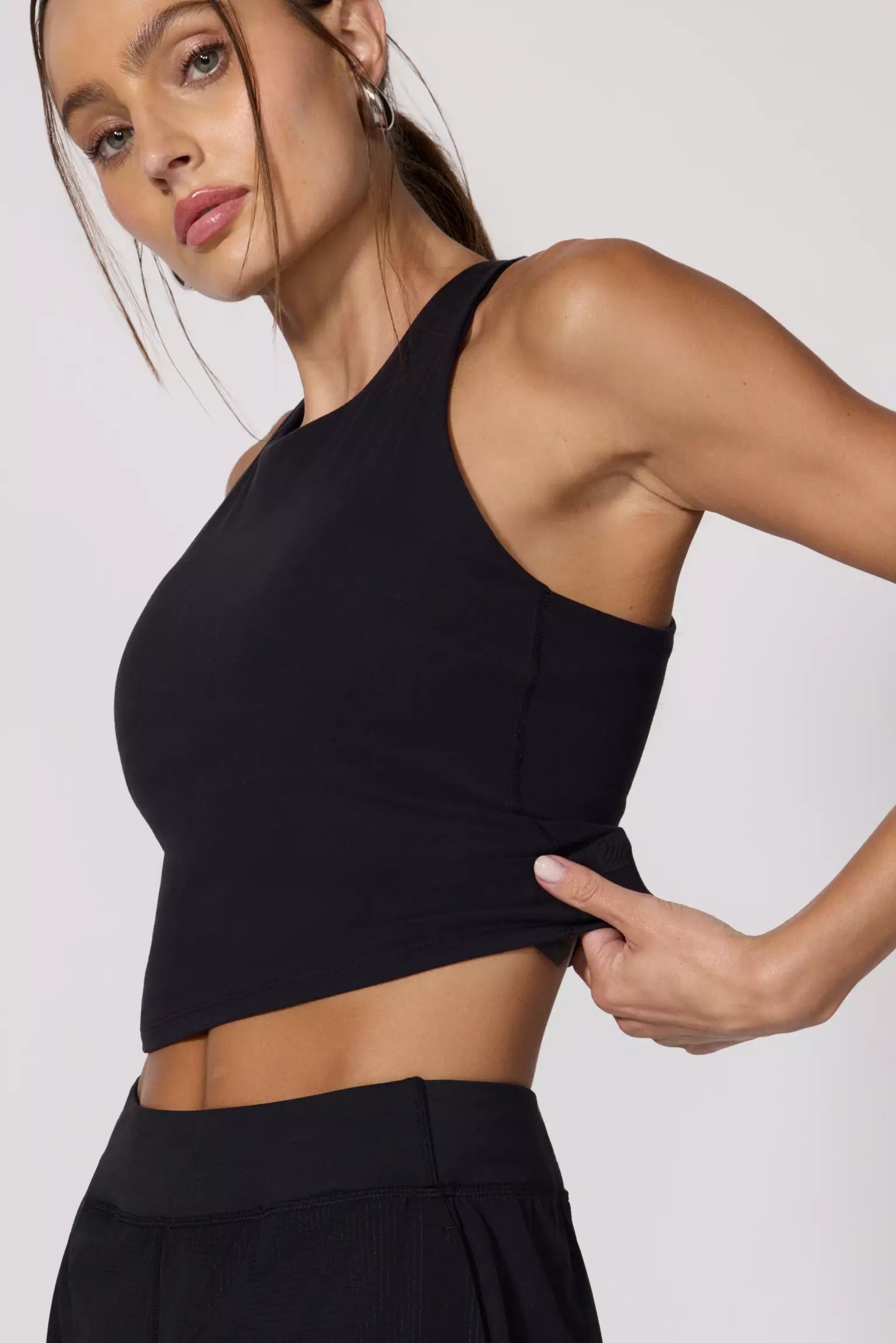 Velocity Tank with Support - Black