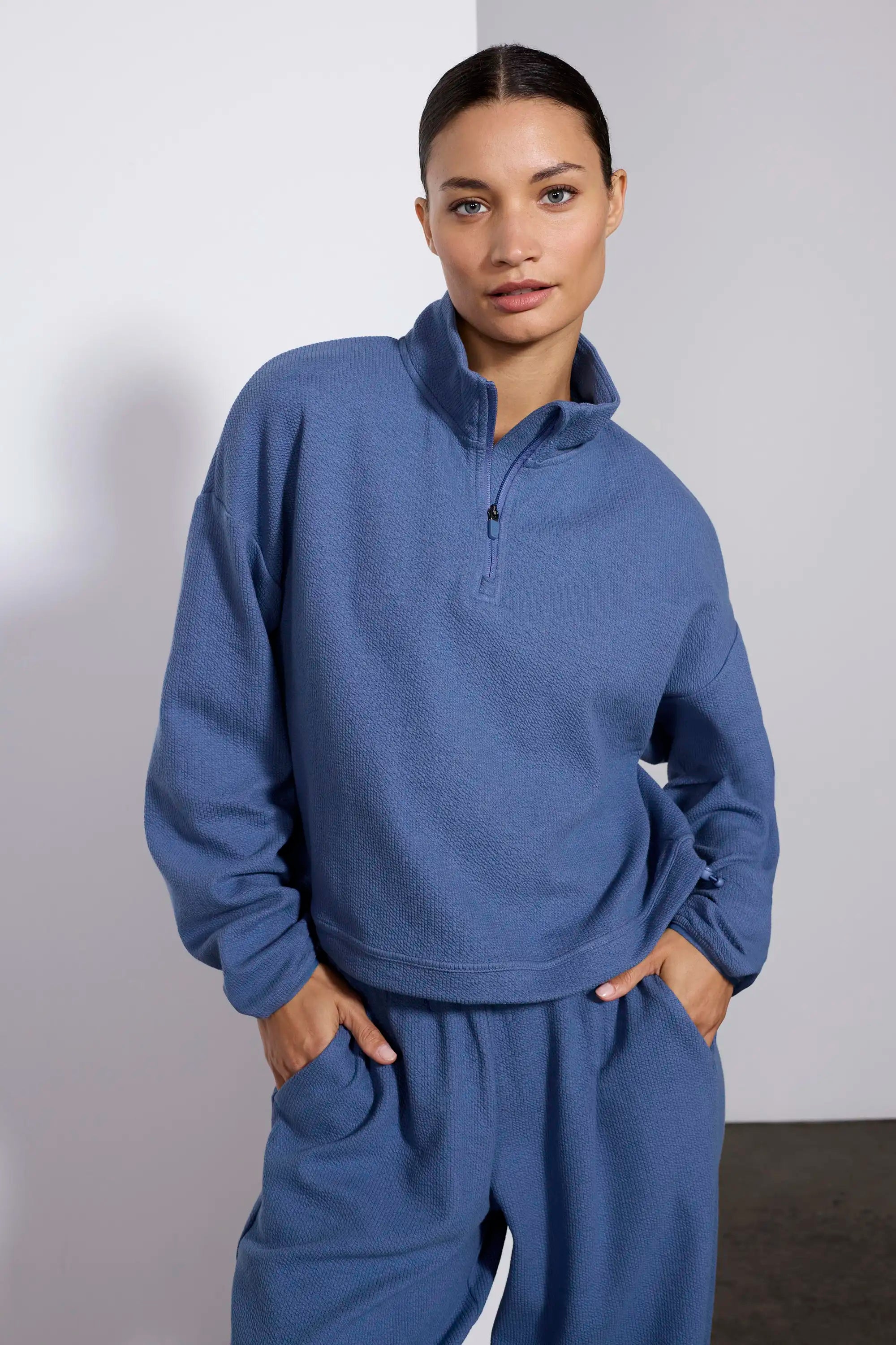 Solace 1/2 Zip Pullover - Petrol Blue