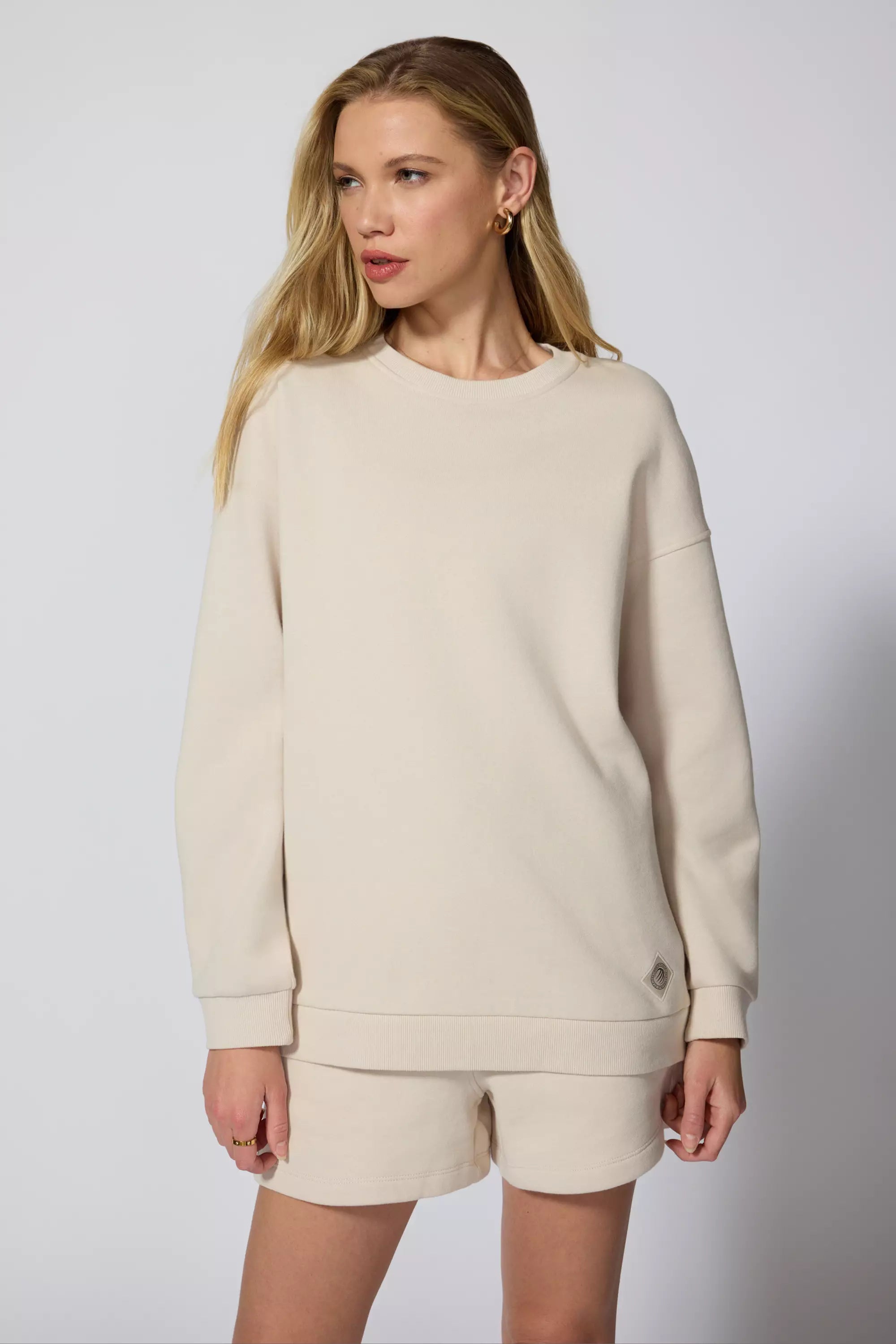 Cream sweatshirt womens best sale