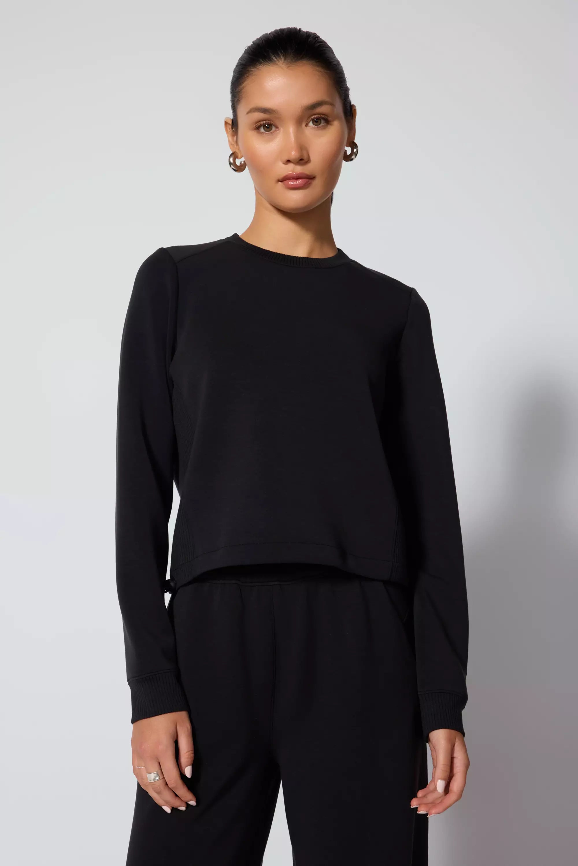 Release Pullover - Black