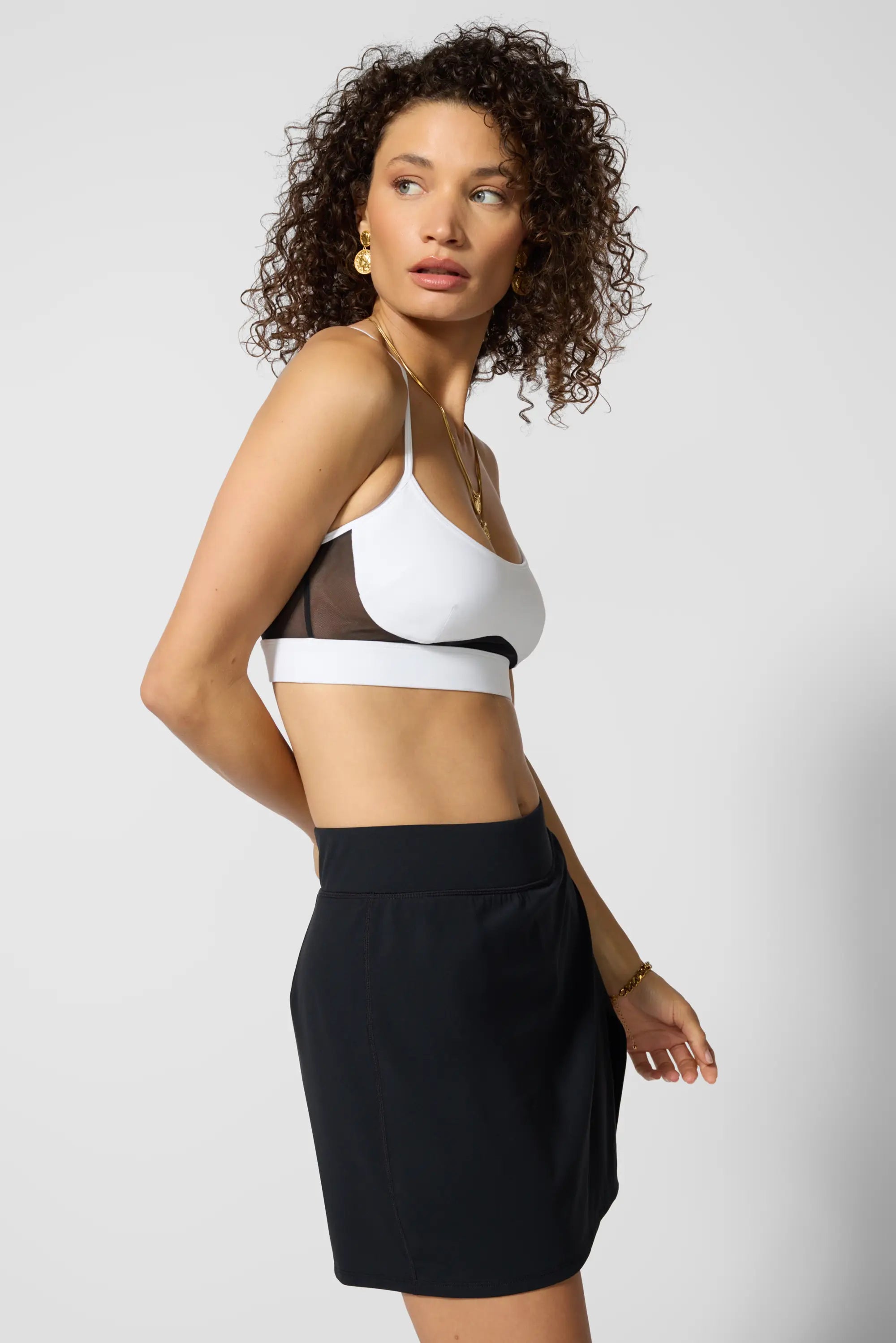 Sculpt Cross Back Bra - Black/Brilliant White