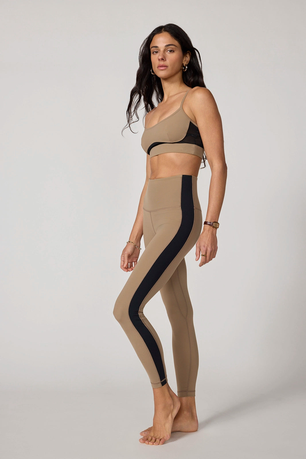 Sculpt Cross Back Bra - Caribou/Black