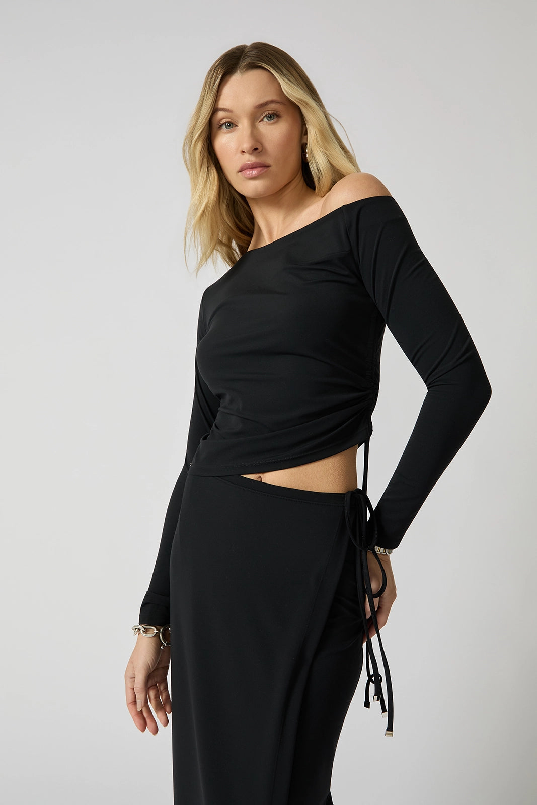 Cloud Asymmetrical Top - Black