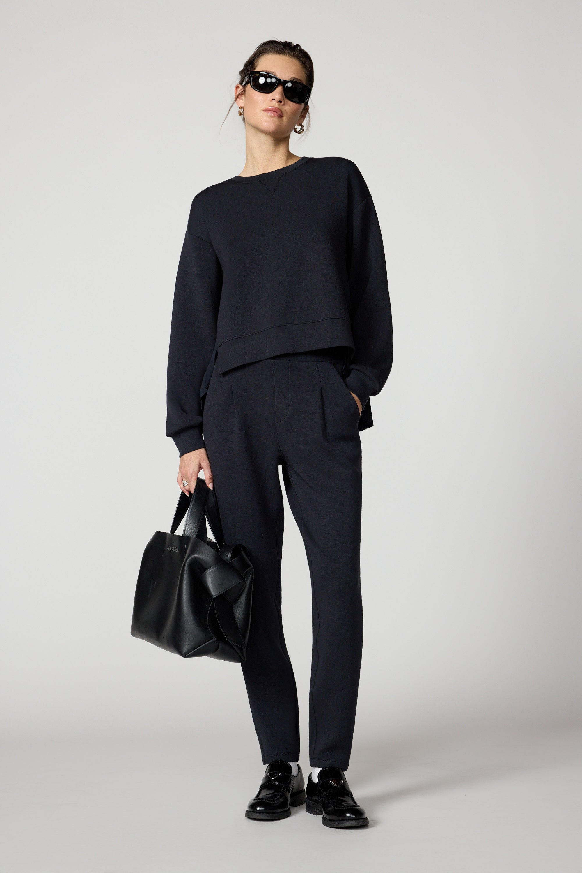 Dreamweave™ Crew with Pleated Back - Black