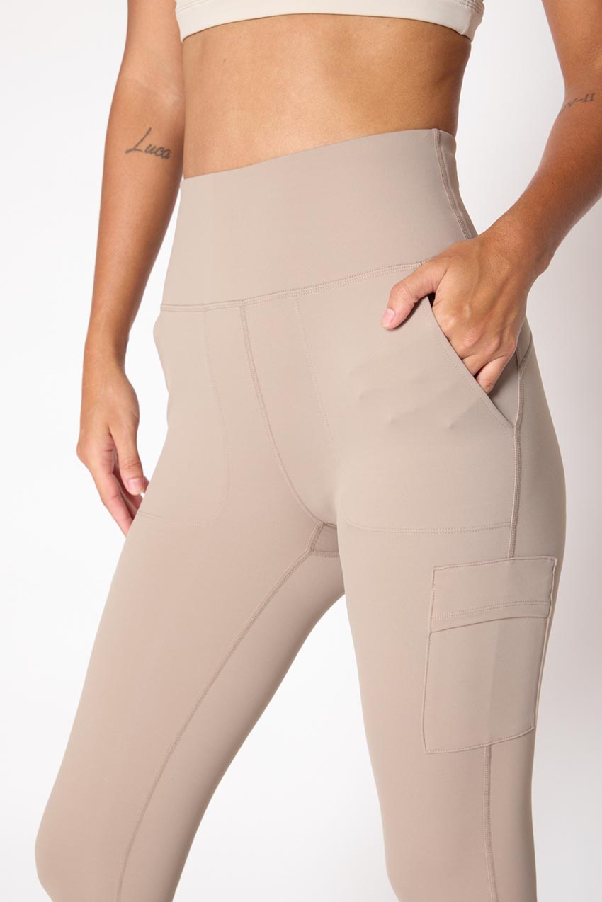 Vital High-Waisted 26" Cargo Pocket Legging