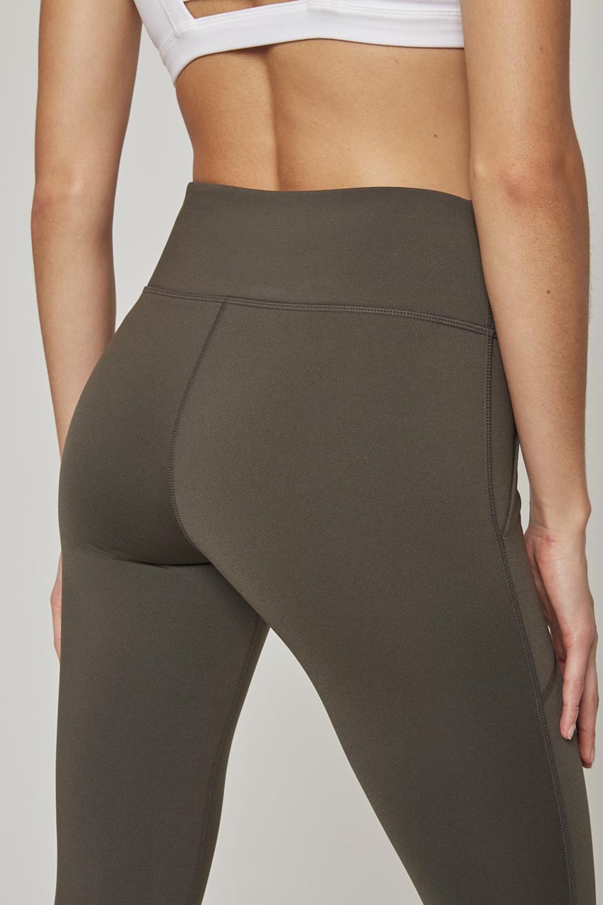 Explore Mid-Waisted 27" Thermal Legging - Moss