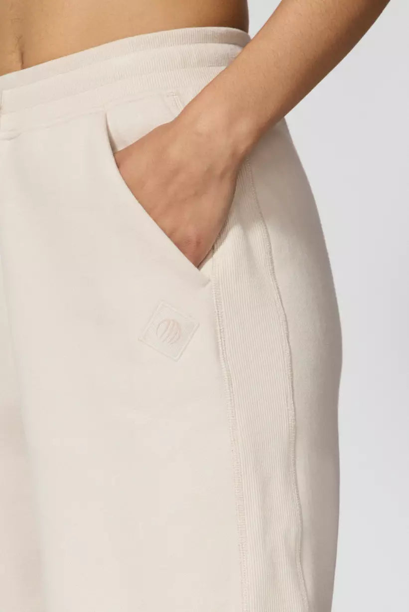 The Comfort Women’s Sweatpant