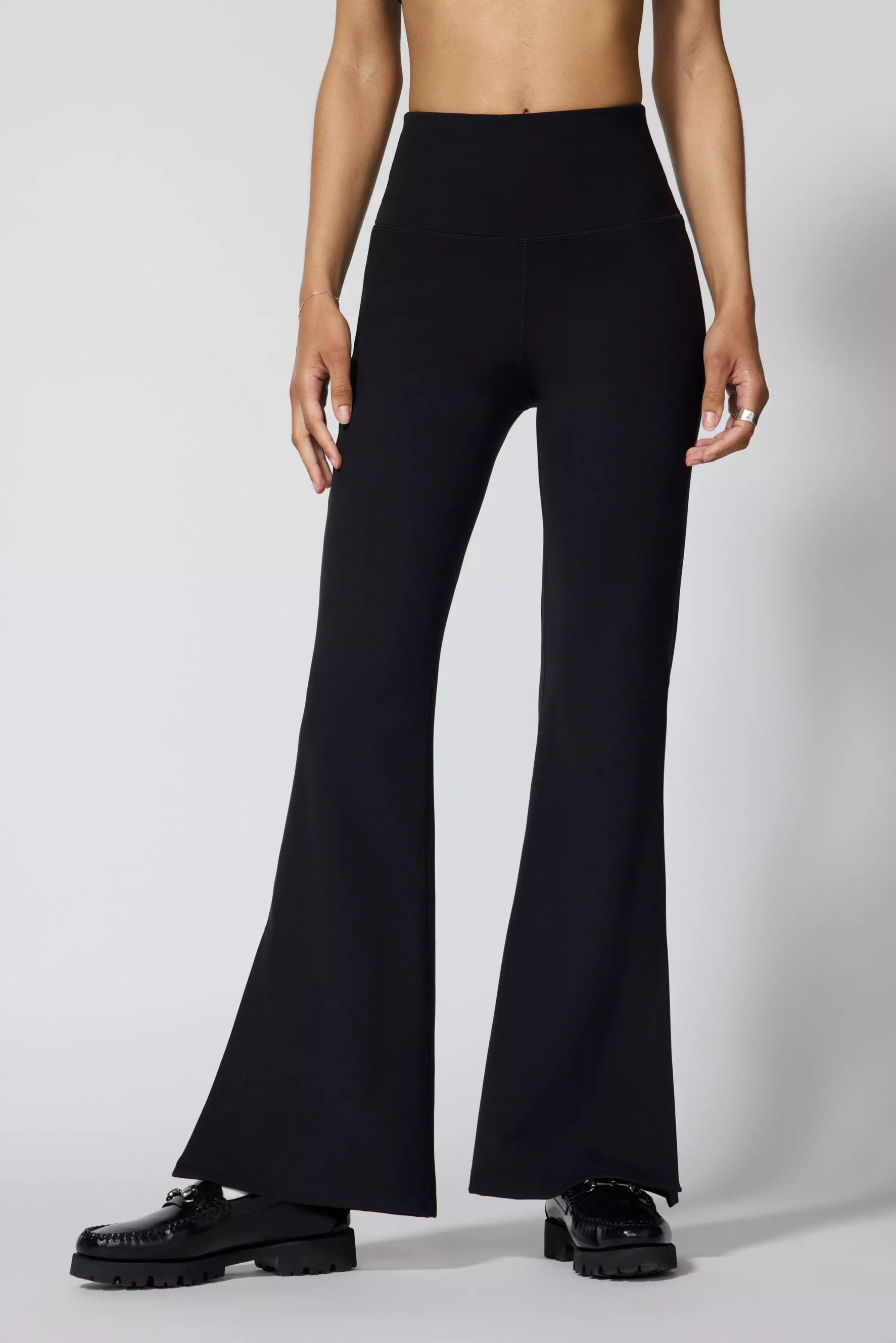 Velocity High-Waisted Flared Pant 31"