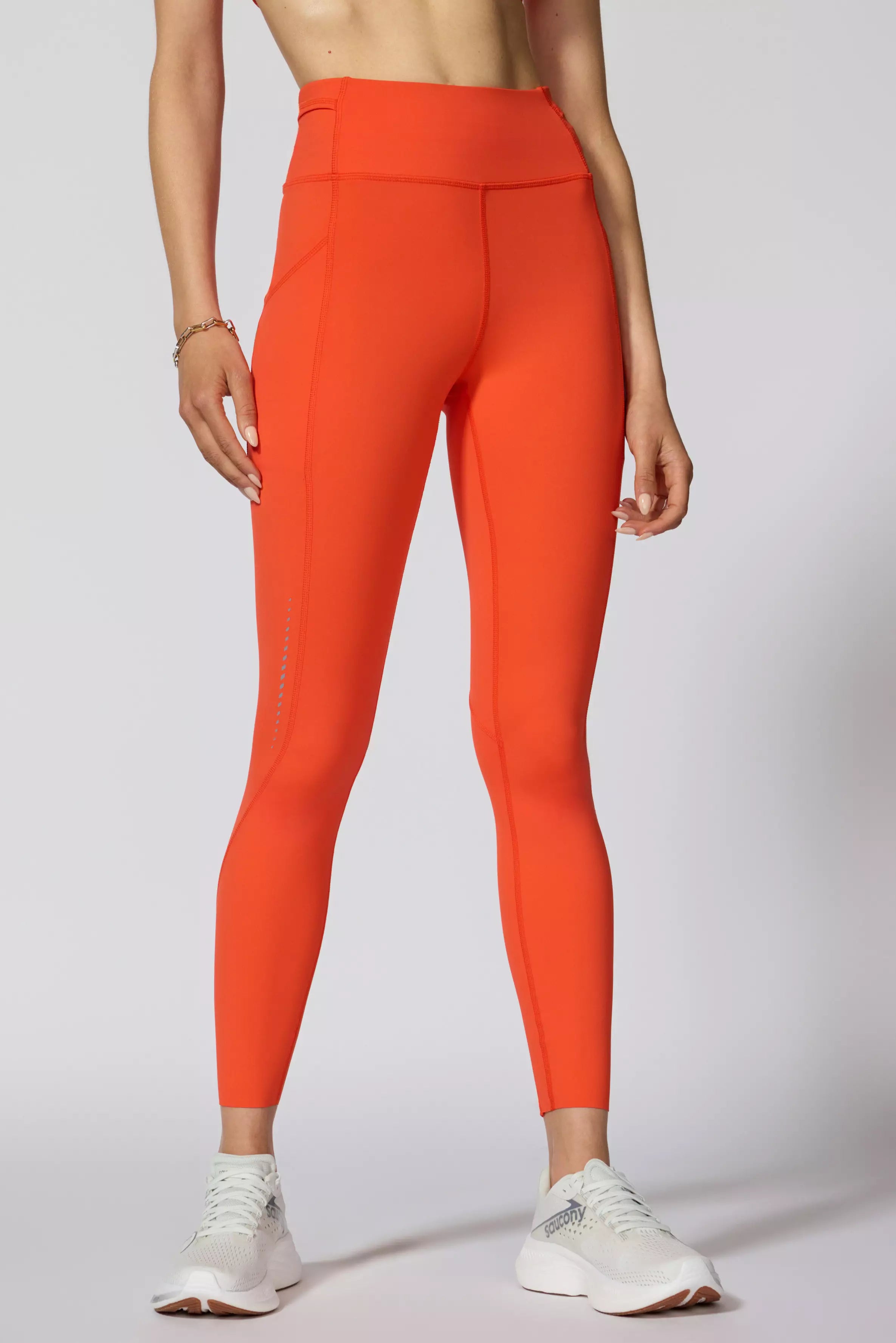 Vital Run Tight - Cherry Tomato