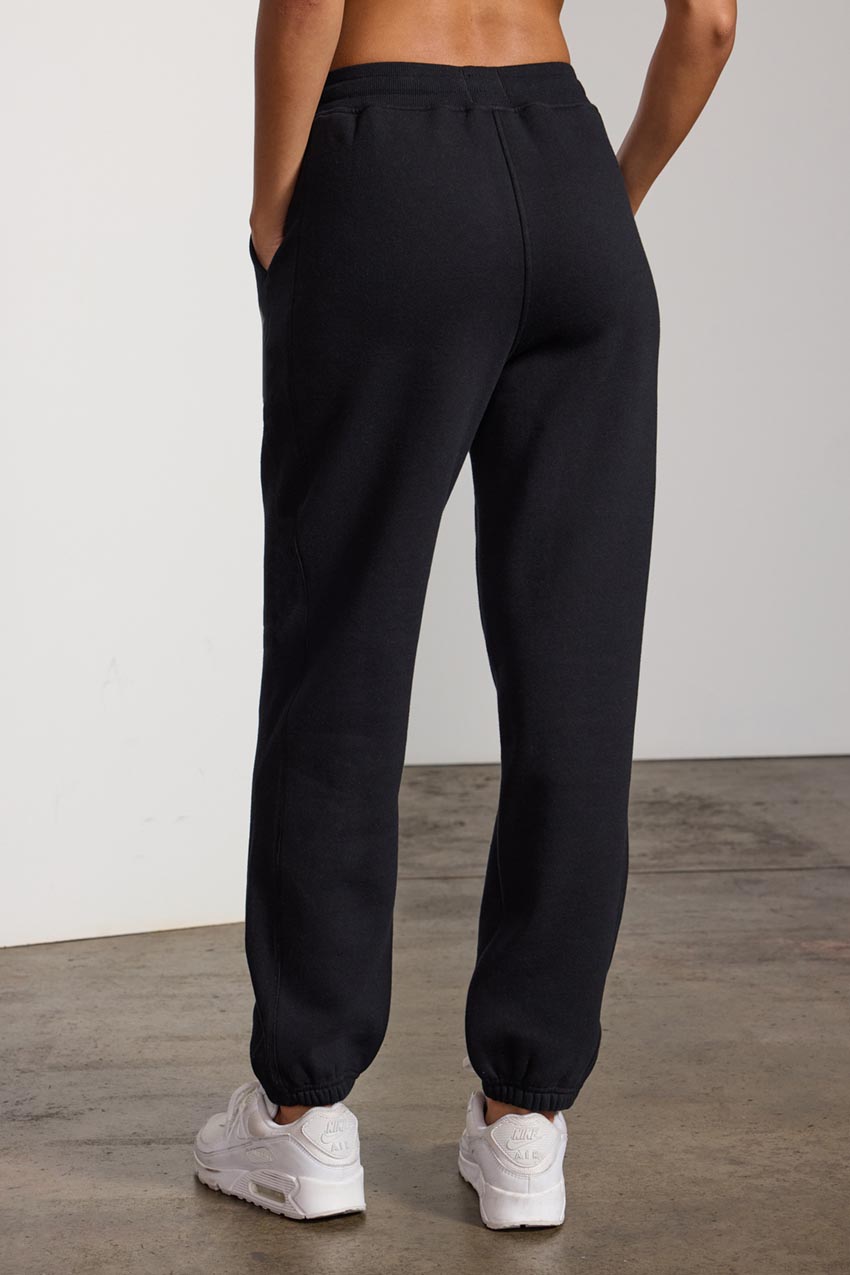 The Comfort Women’s Relaxed Jogger