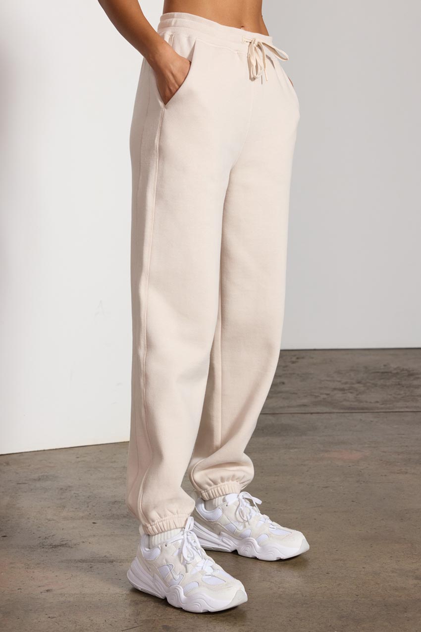 The Comfort Women’s Relaxed Jogger