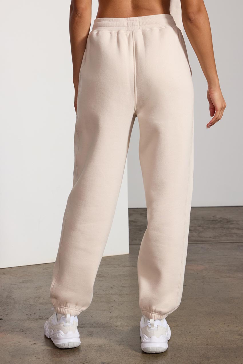The Comfort Women’s Relaxed Jogger