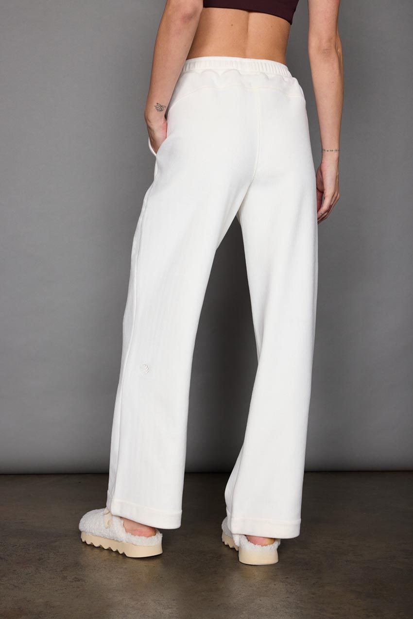 Accord Mid-Rise Wide Leg Pant 31"