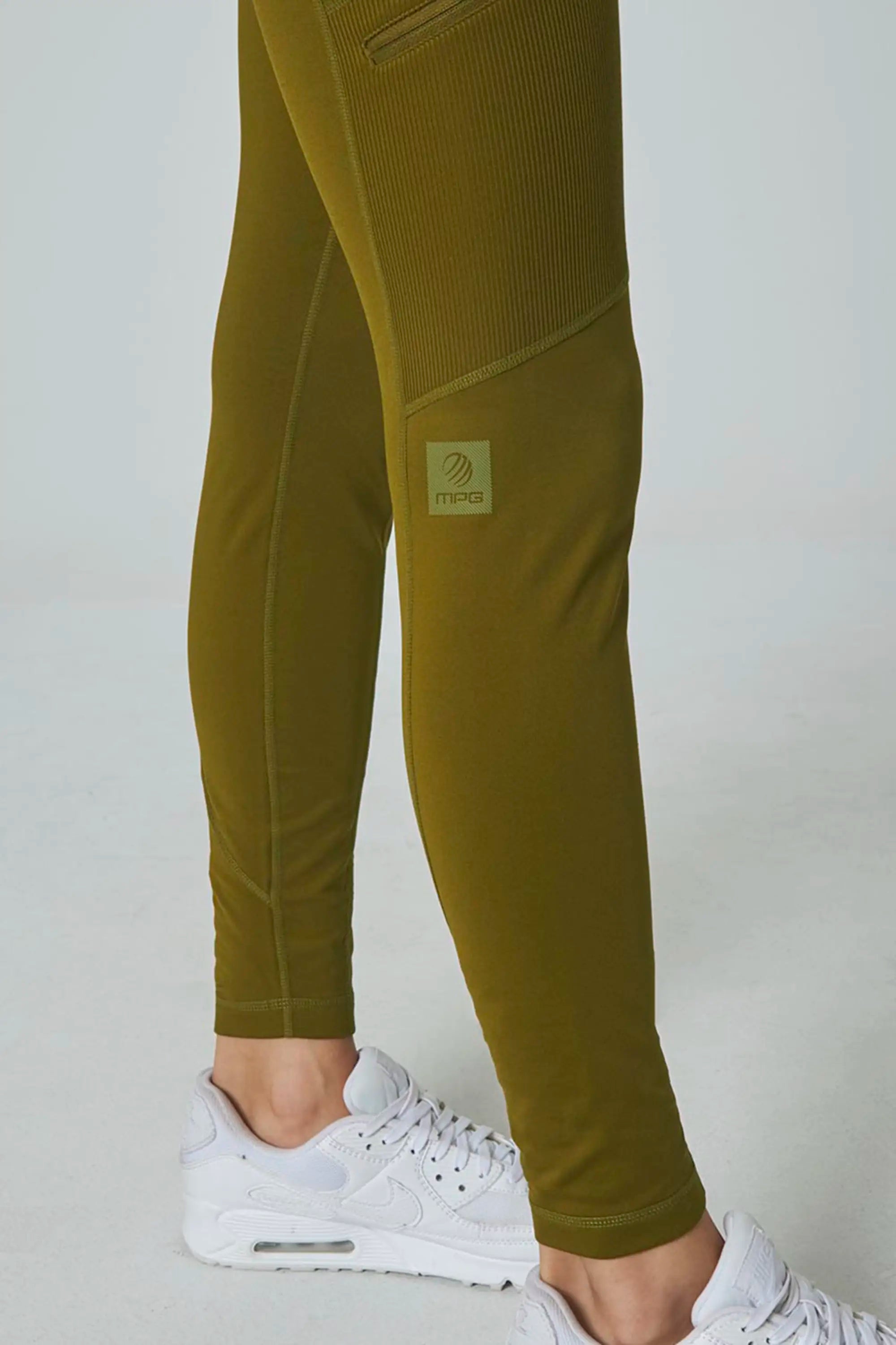 Explore Legging Brushed - Avocado