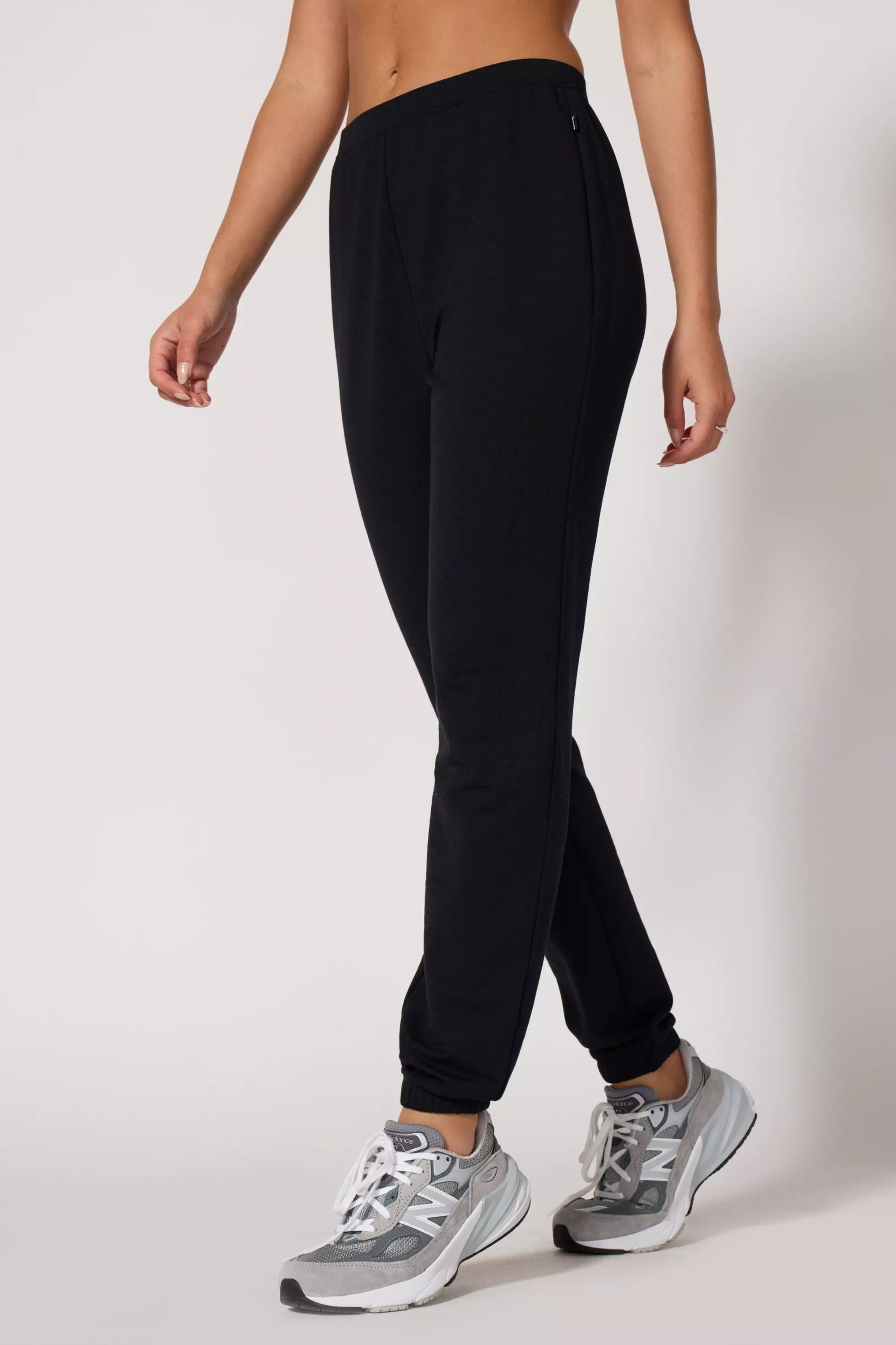 Cozy Fleece Slim Jogger Jet Black