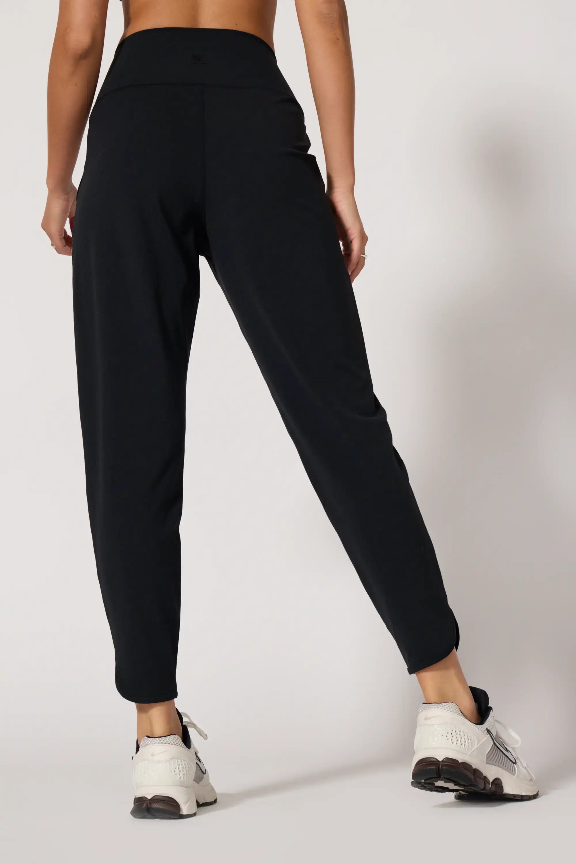 Cloud Jogger - Black
