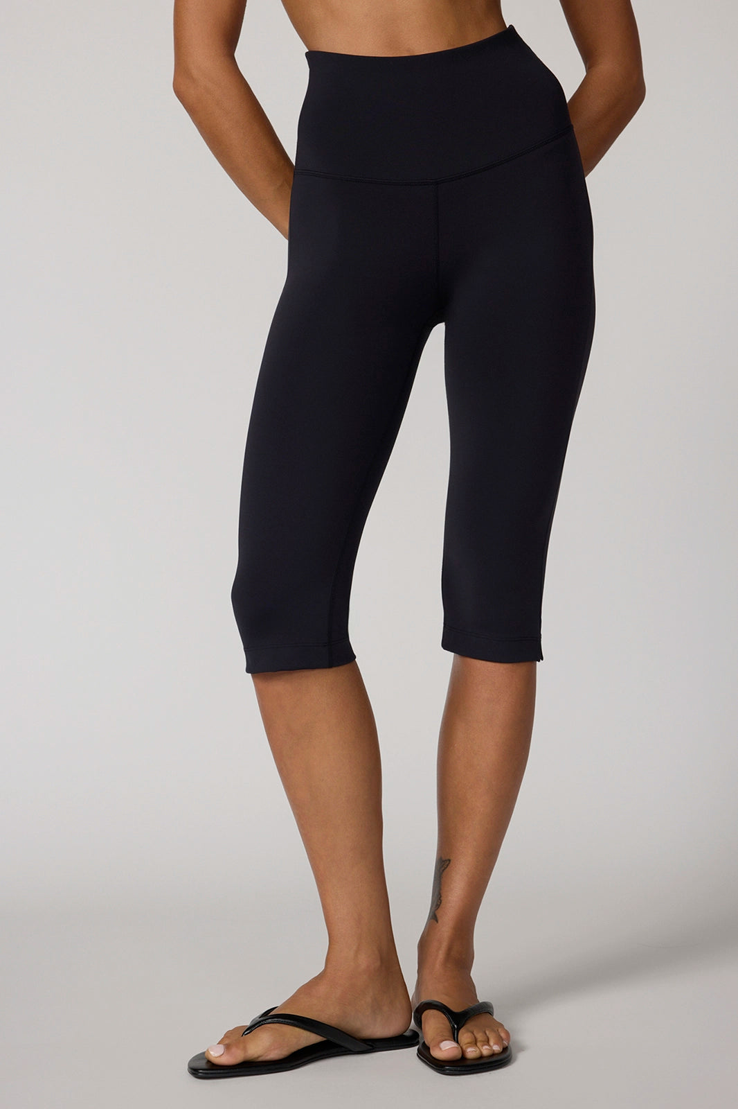 Sculpt Capri - Black