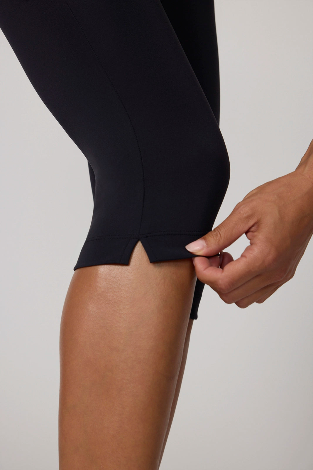 Sculpt Capri - Black