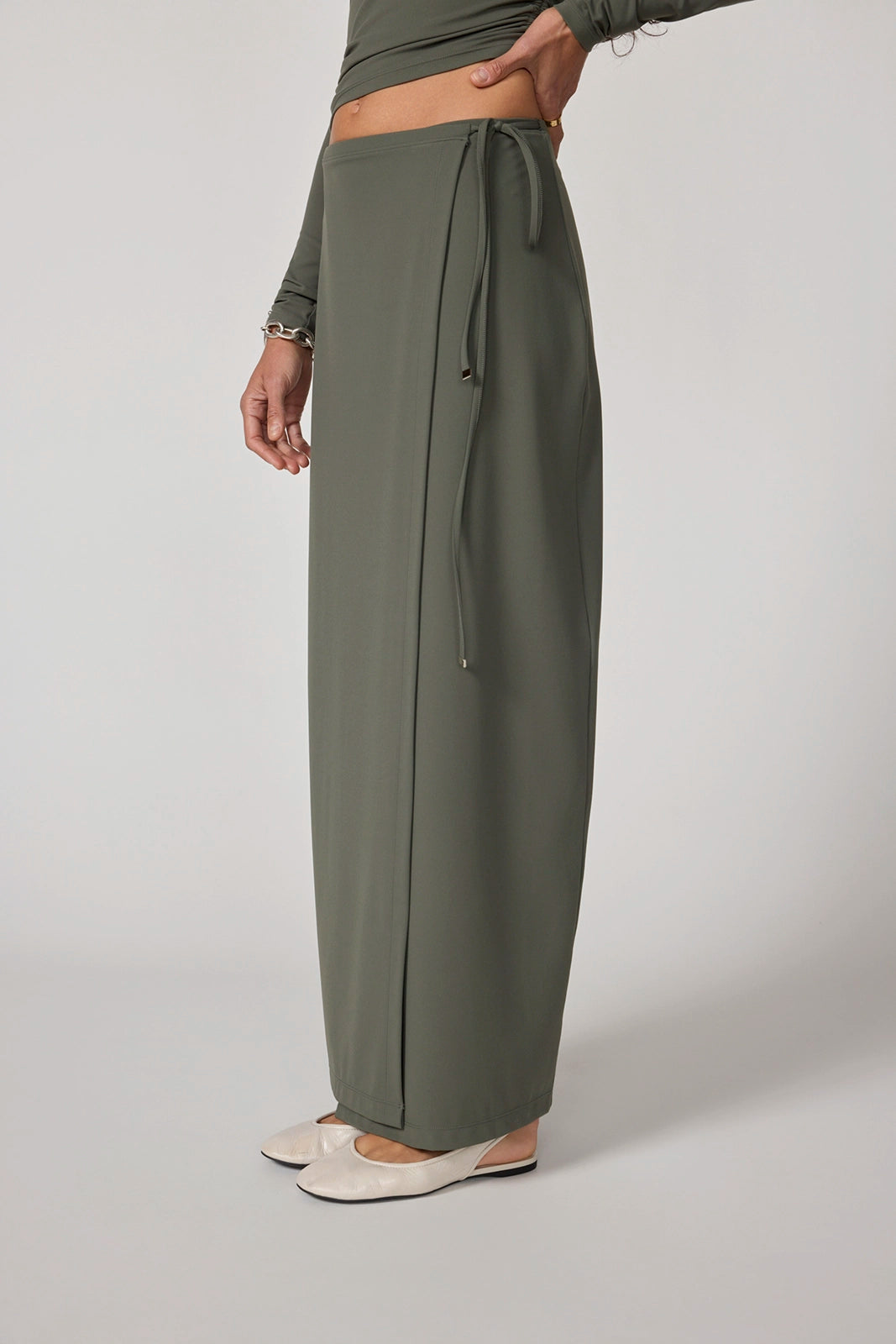 Cloud Fitted Wrap Skirt - Kambaba