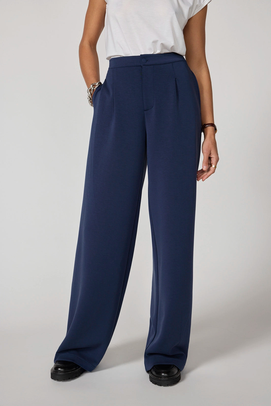 Dreamweave™ Pleated Pant - Navy Blazer