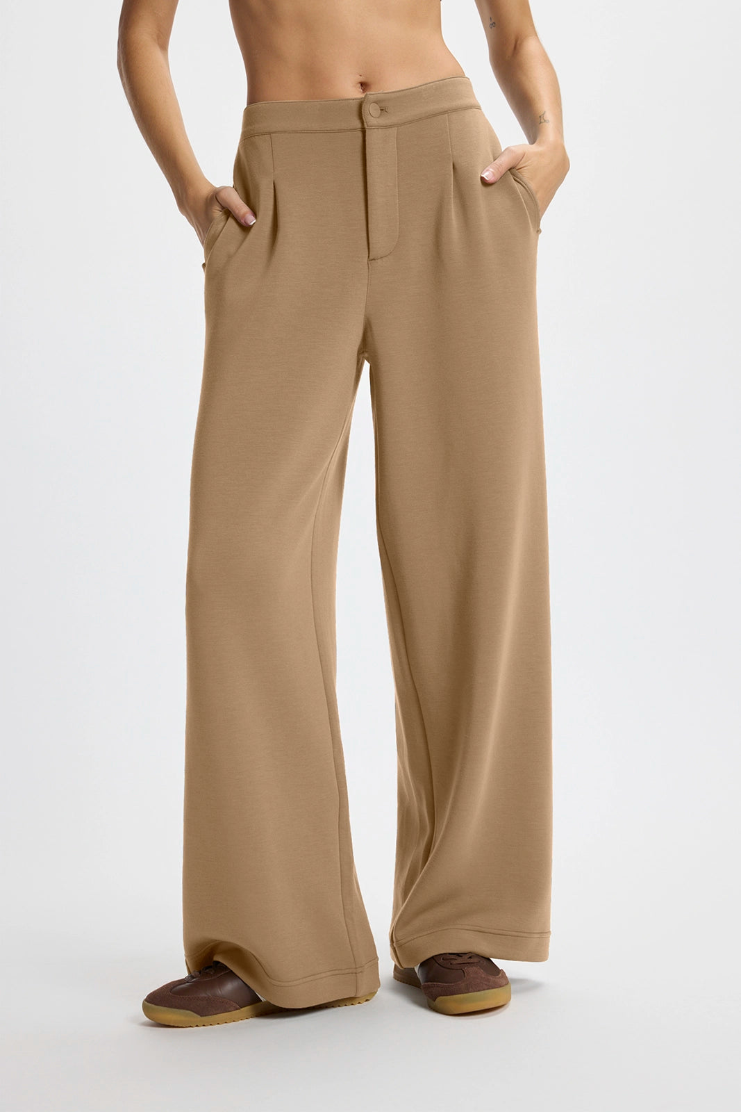 Dreamweave™ Pleated Trouser - Caribou