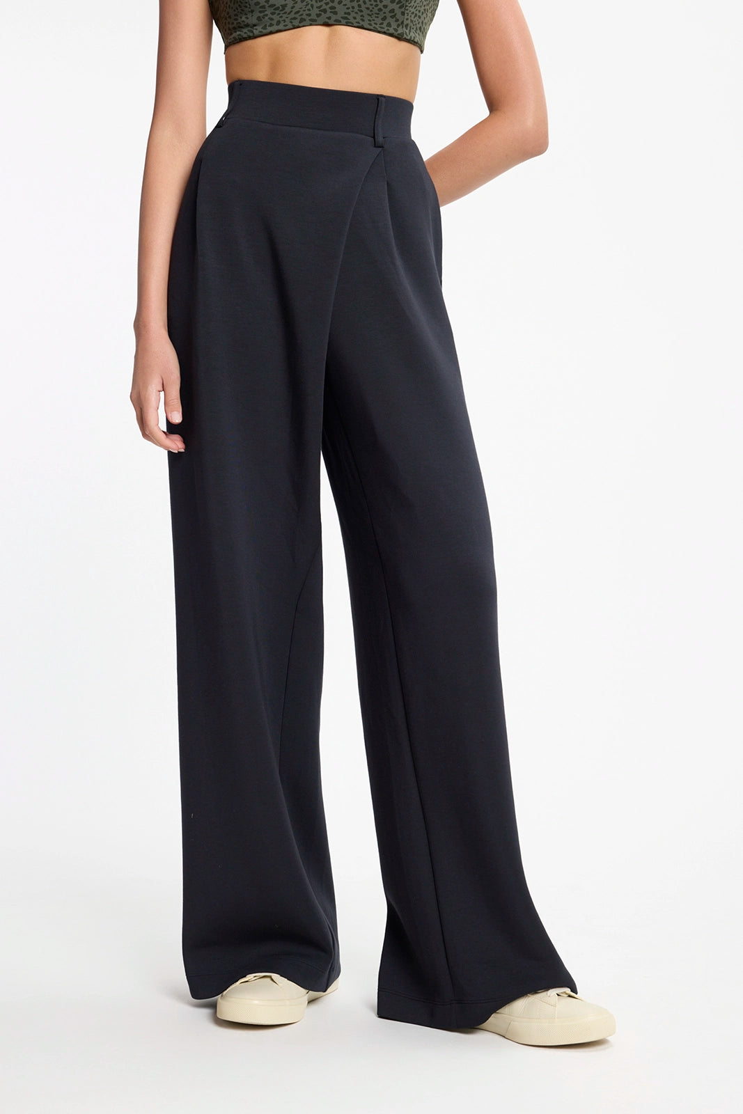Dreamweave™ Asymmetrical Pant - Black