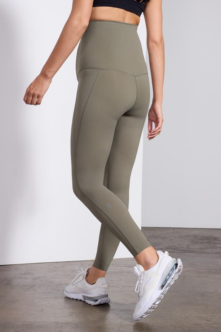 Vital 26" Side Pocket Maternity Legging