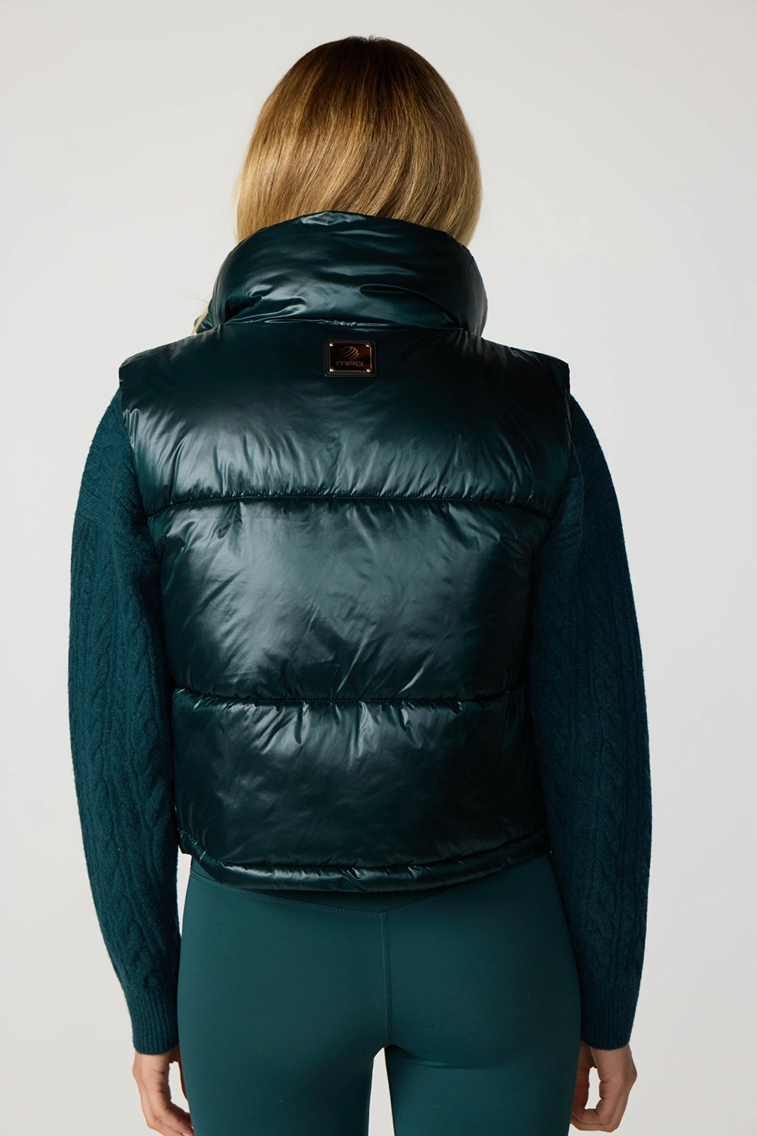 Shine Vest - Ponderosa Pine