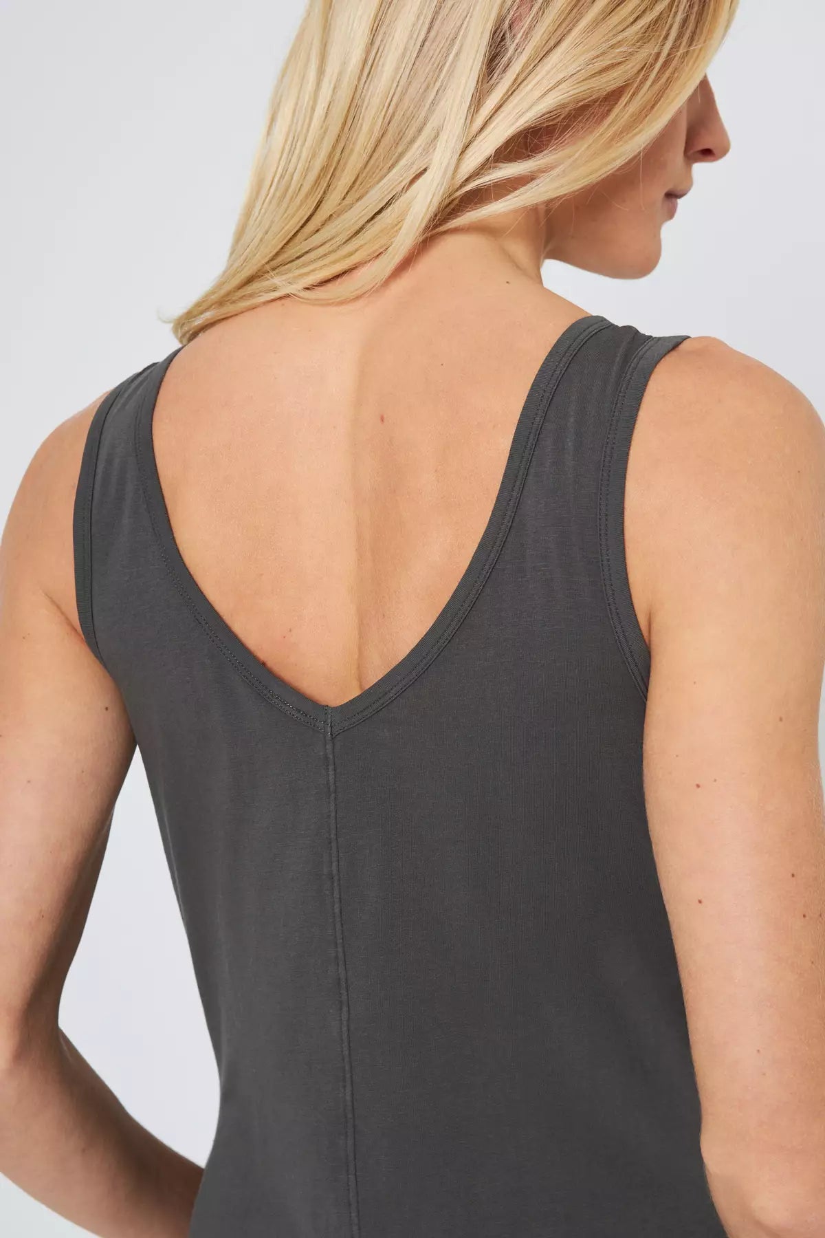 Calm V-Neck Dress - Bay Leaf