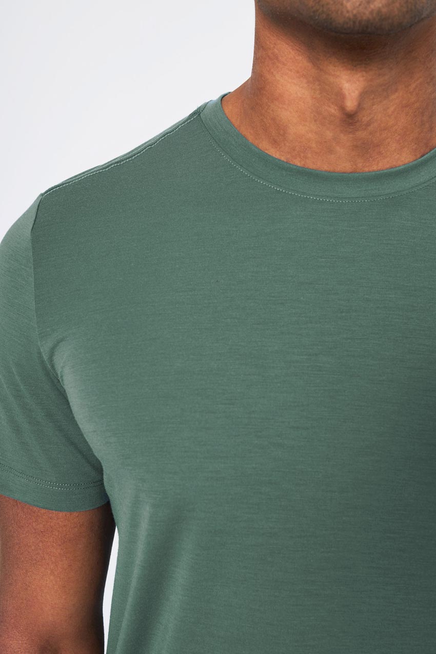 Dynamic Crew Neck Tee