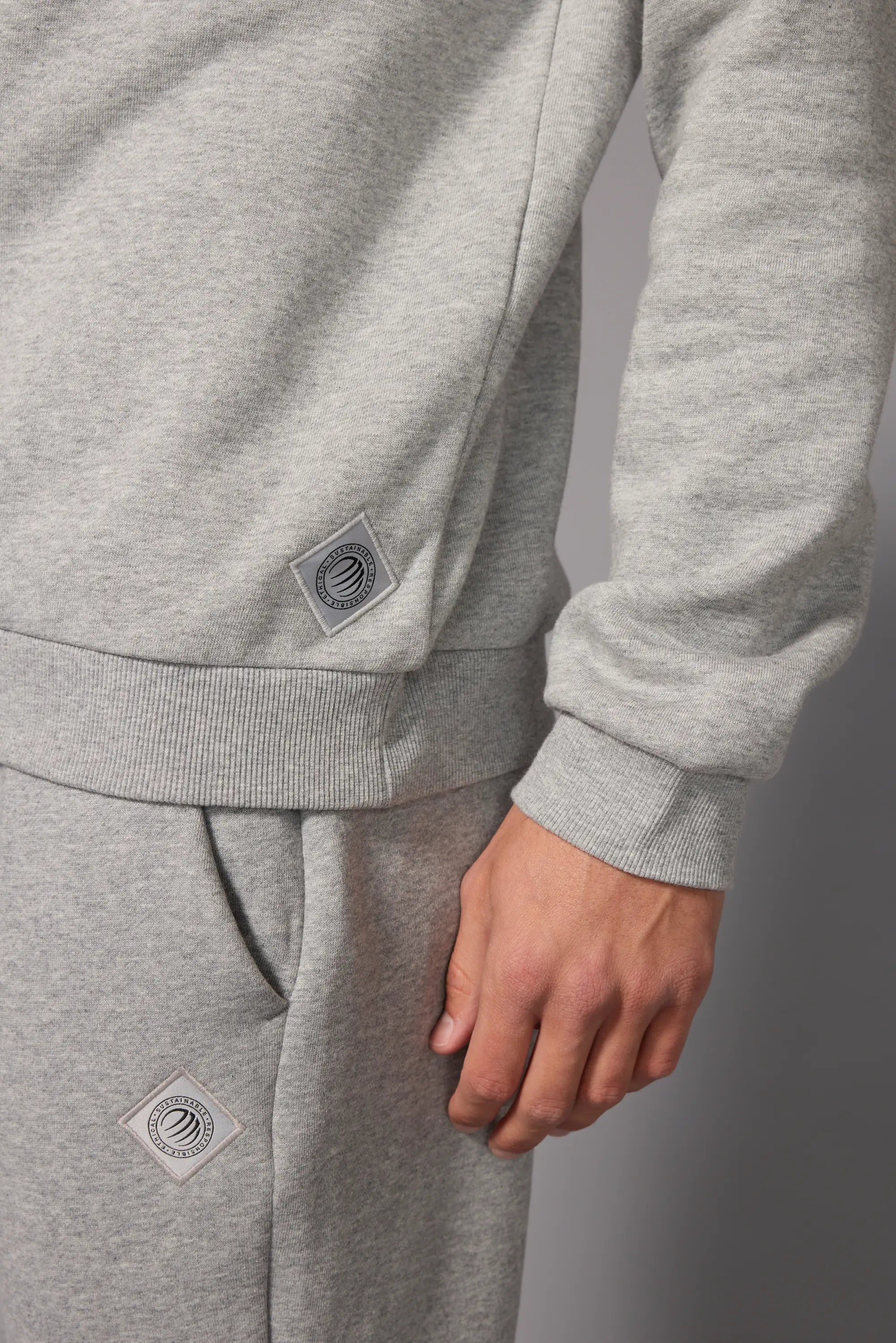 Men's Luxefleece 1/4 Zip - Htr Concrete