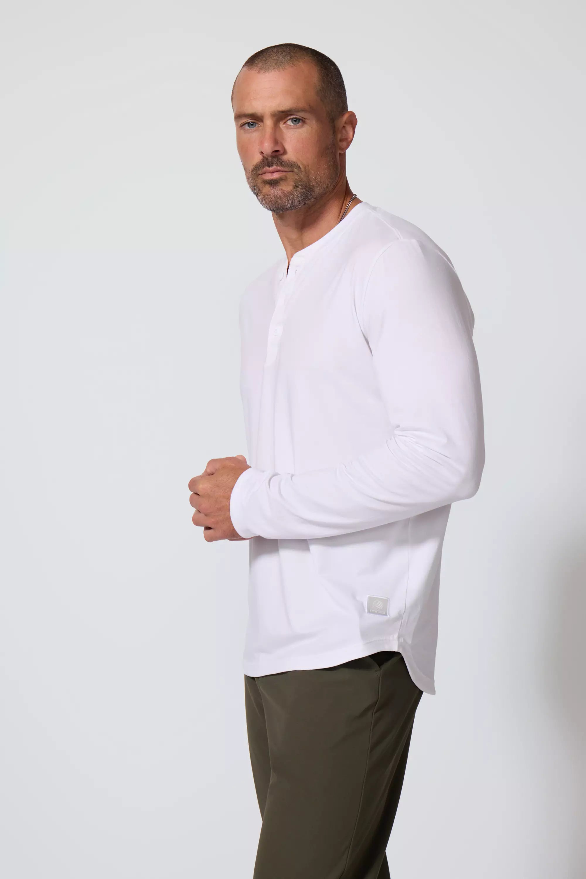 Pima Cotton Long Sleeve Tee With Curved Hem - White