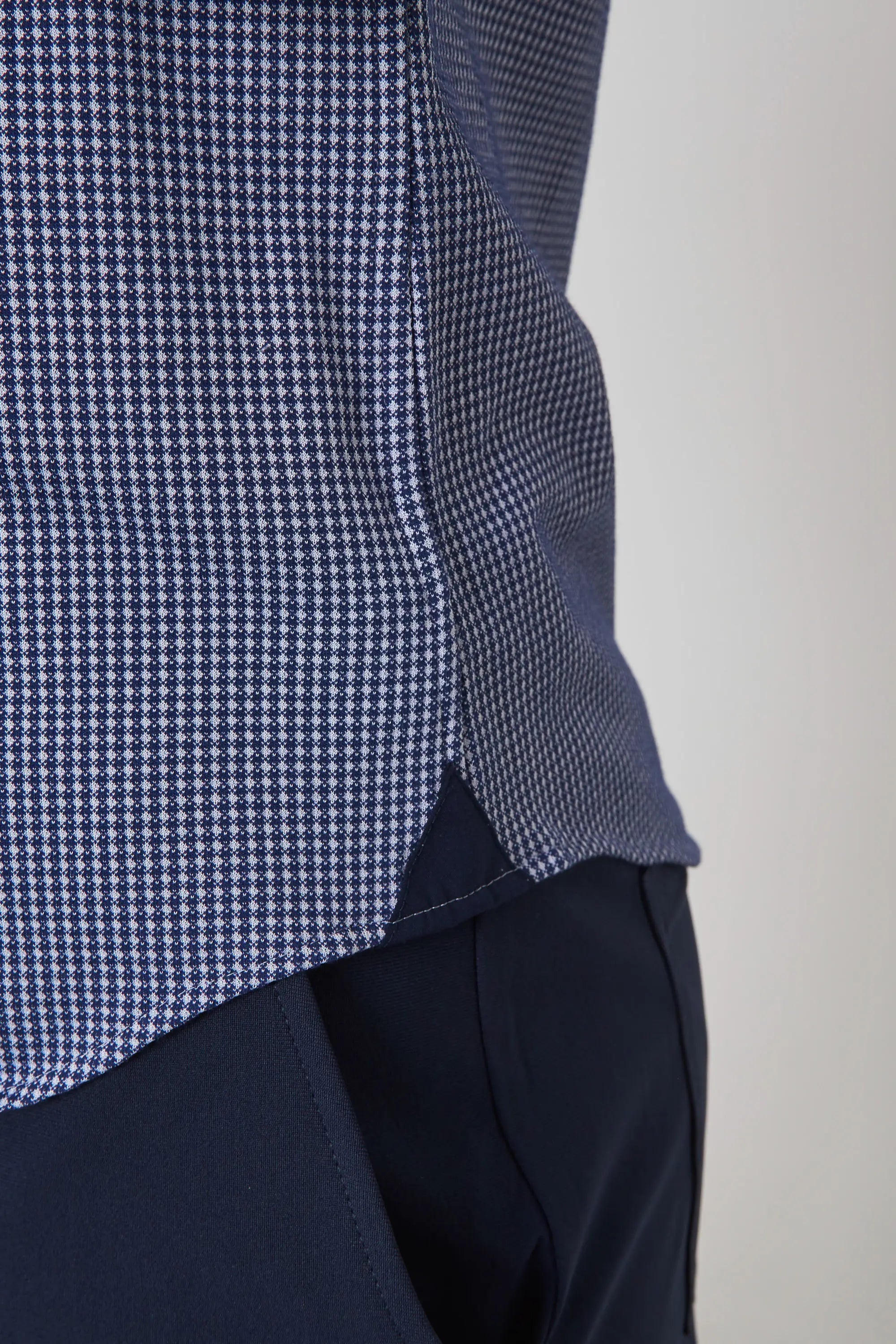 Performance Oxford Shirt - Navy Blazer
