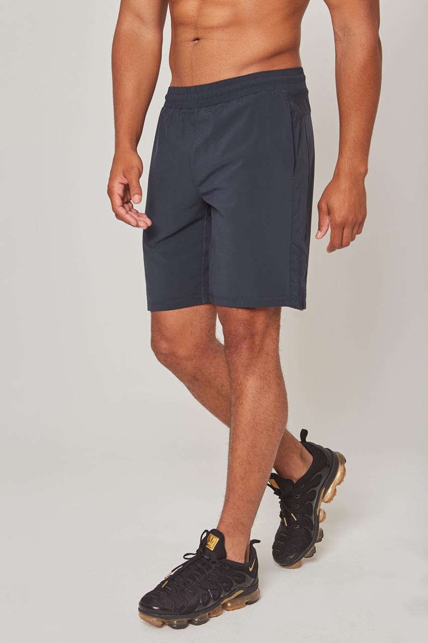 Stride 9" Short with Liner