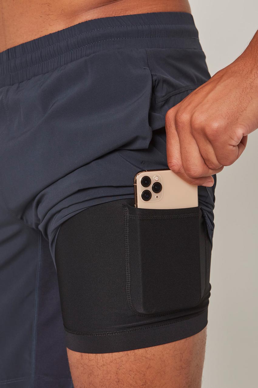 Stride 9" Short with Liner