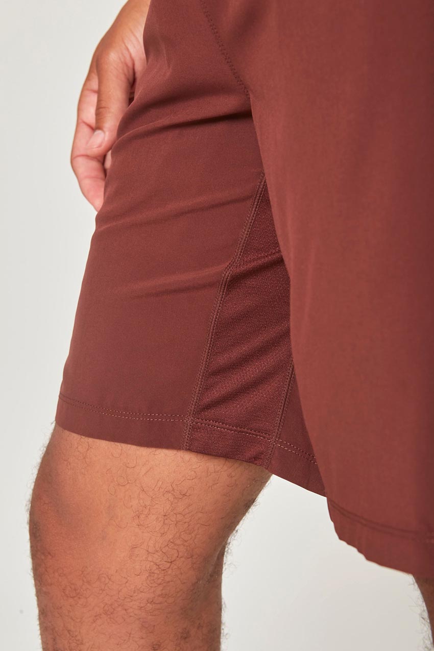 Stride 9" Short with Liner